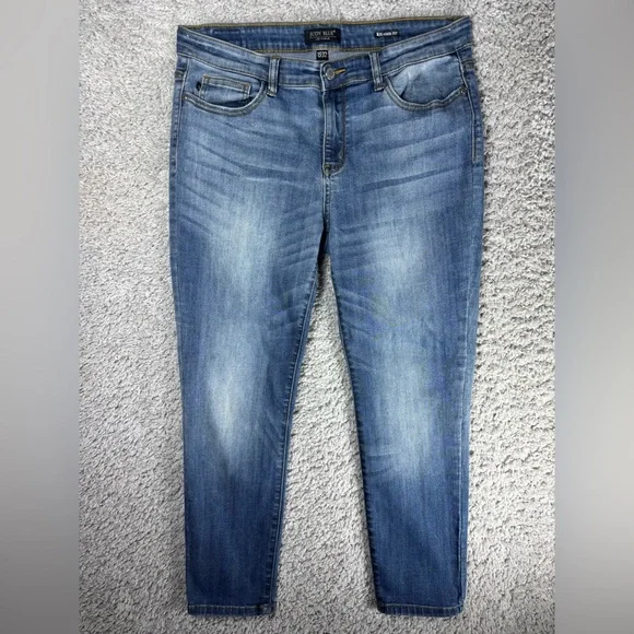 Judy Blue Jeans Womens 15 Relaxed Fit Casual Stretch Mid Rise Classic Shaping - Picture 1 of 5